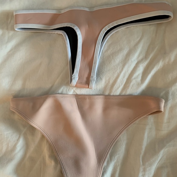 Hoaka bathing suit bundle - Picture 2 of 4